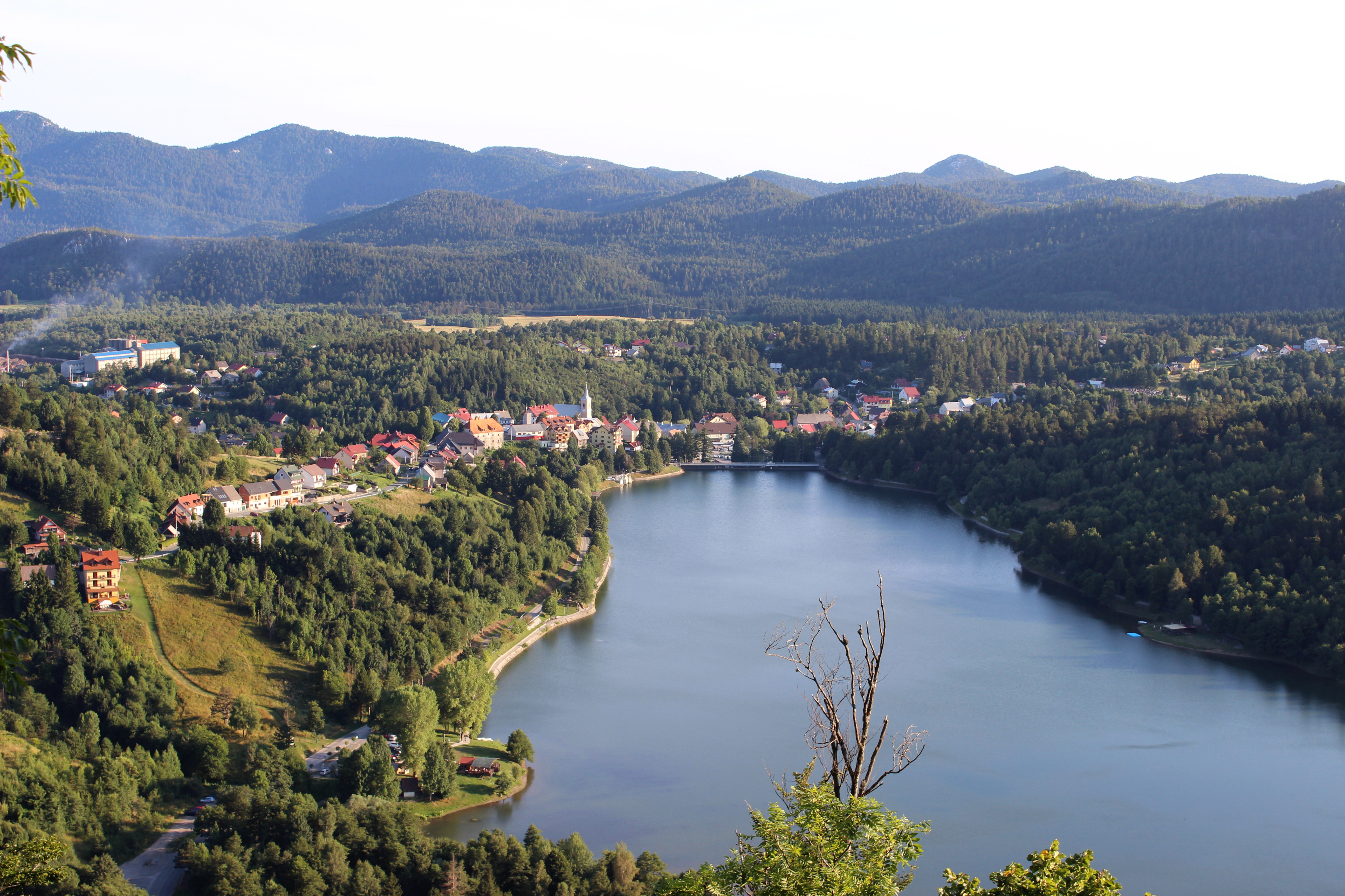 Fužine i jezero Bajer