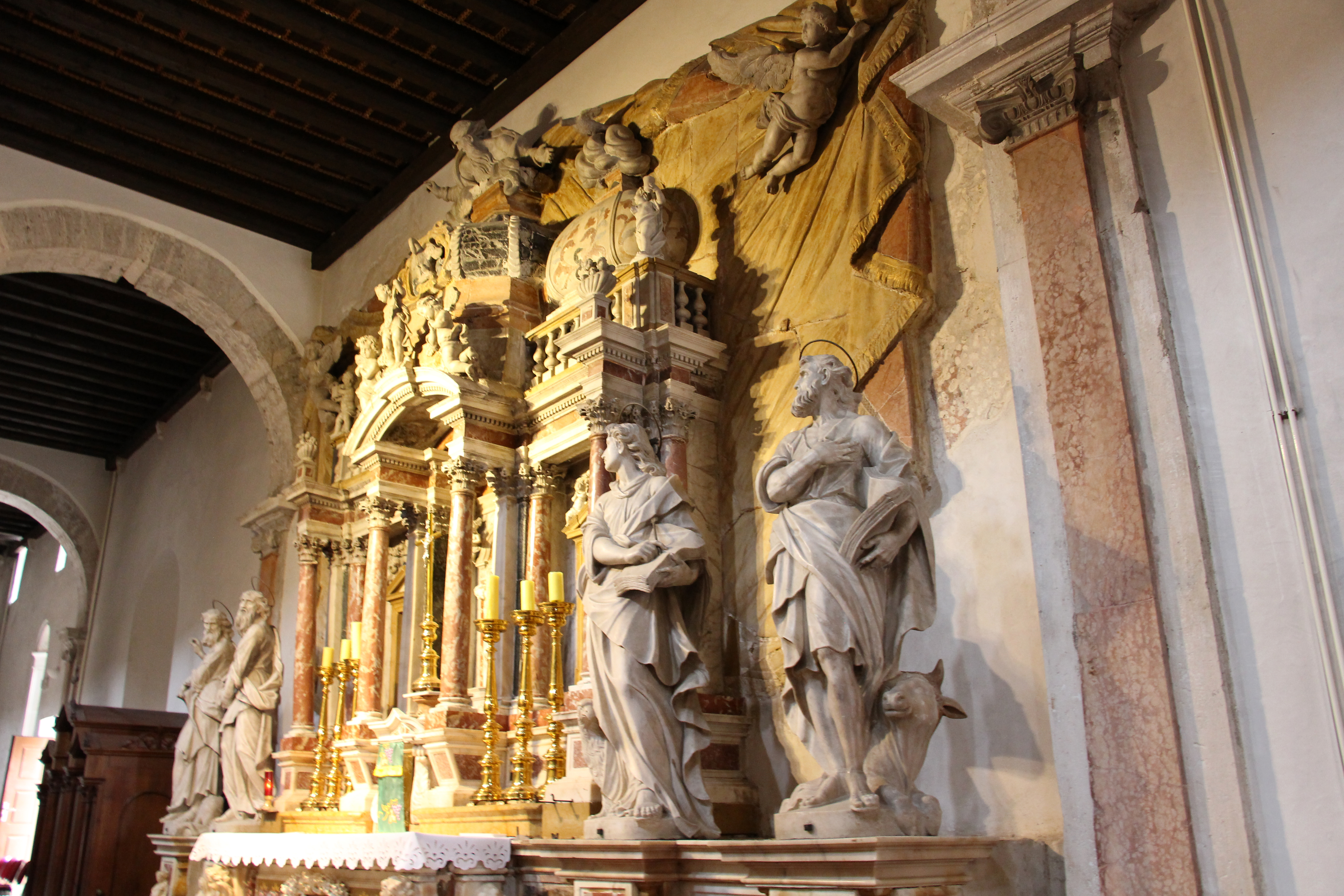 Katedrala sv. Stošije