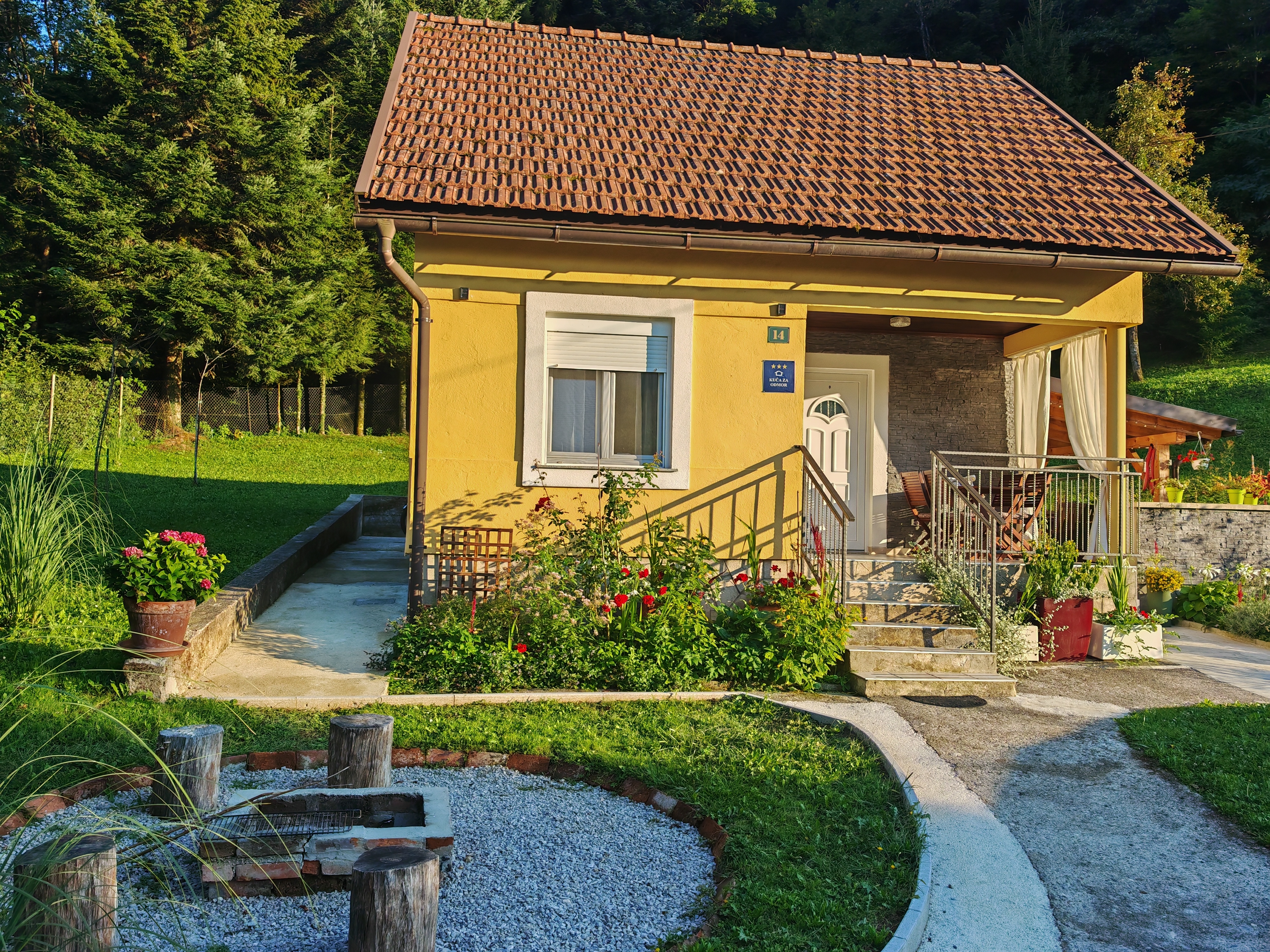 Holiday House Provance u Brod na Kupi