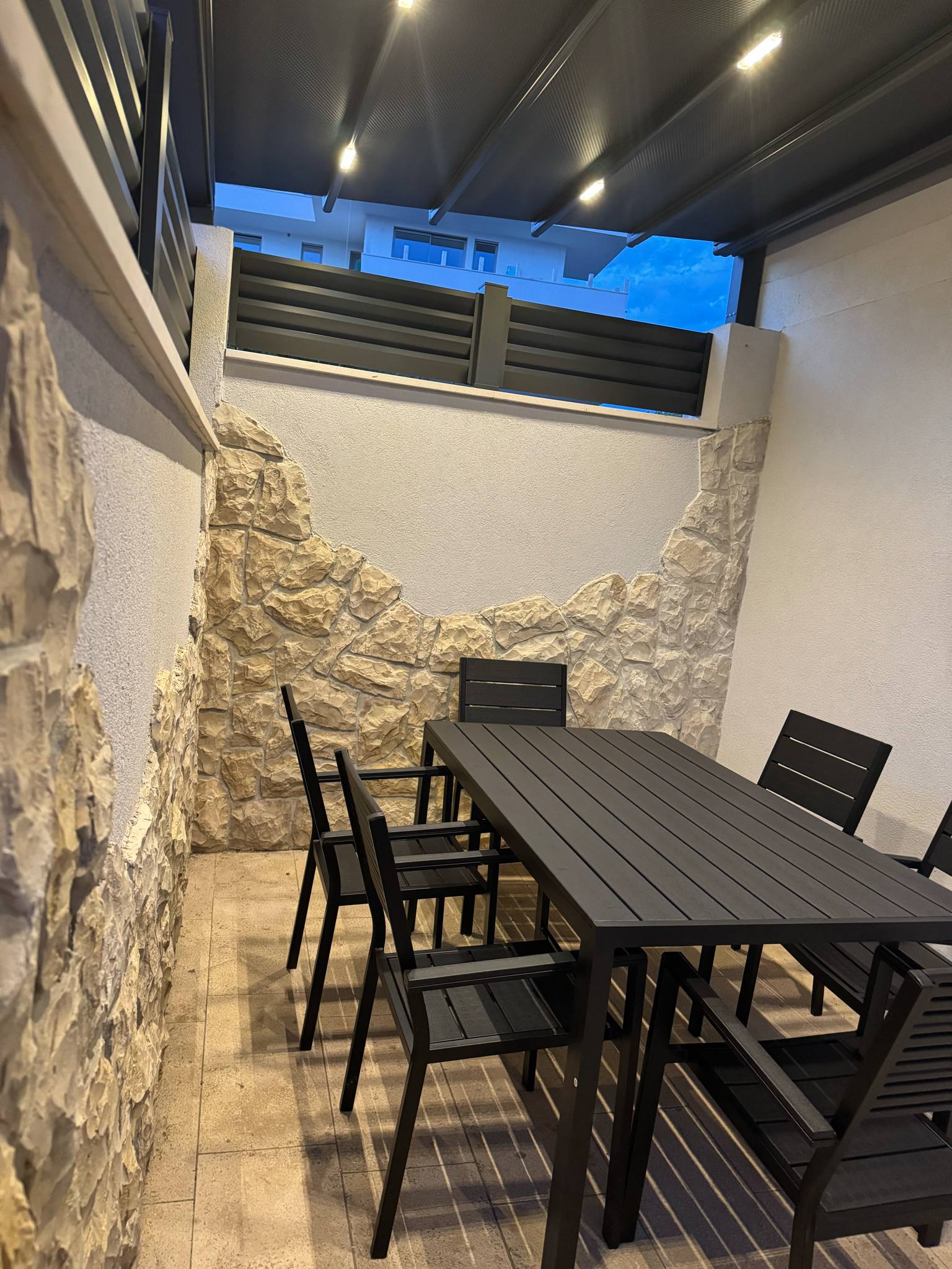 Apartmani Leona Rogoznica 13
