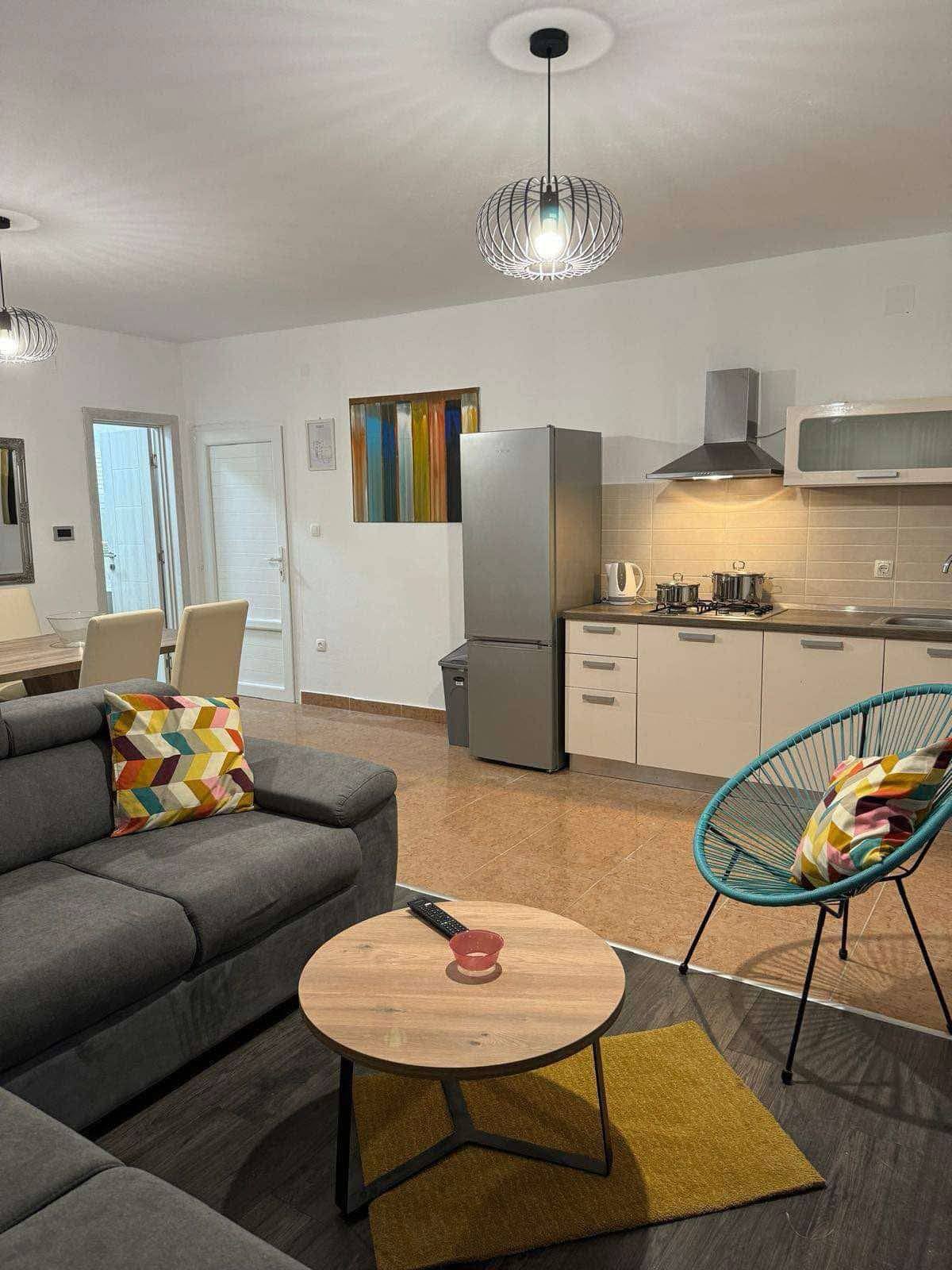 Apartmani Leona Rogoznica 15