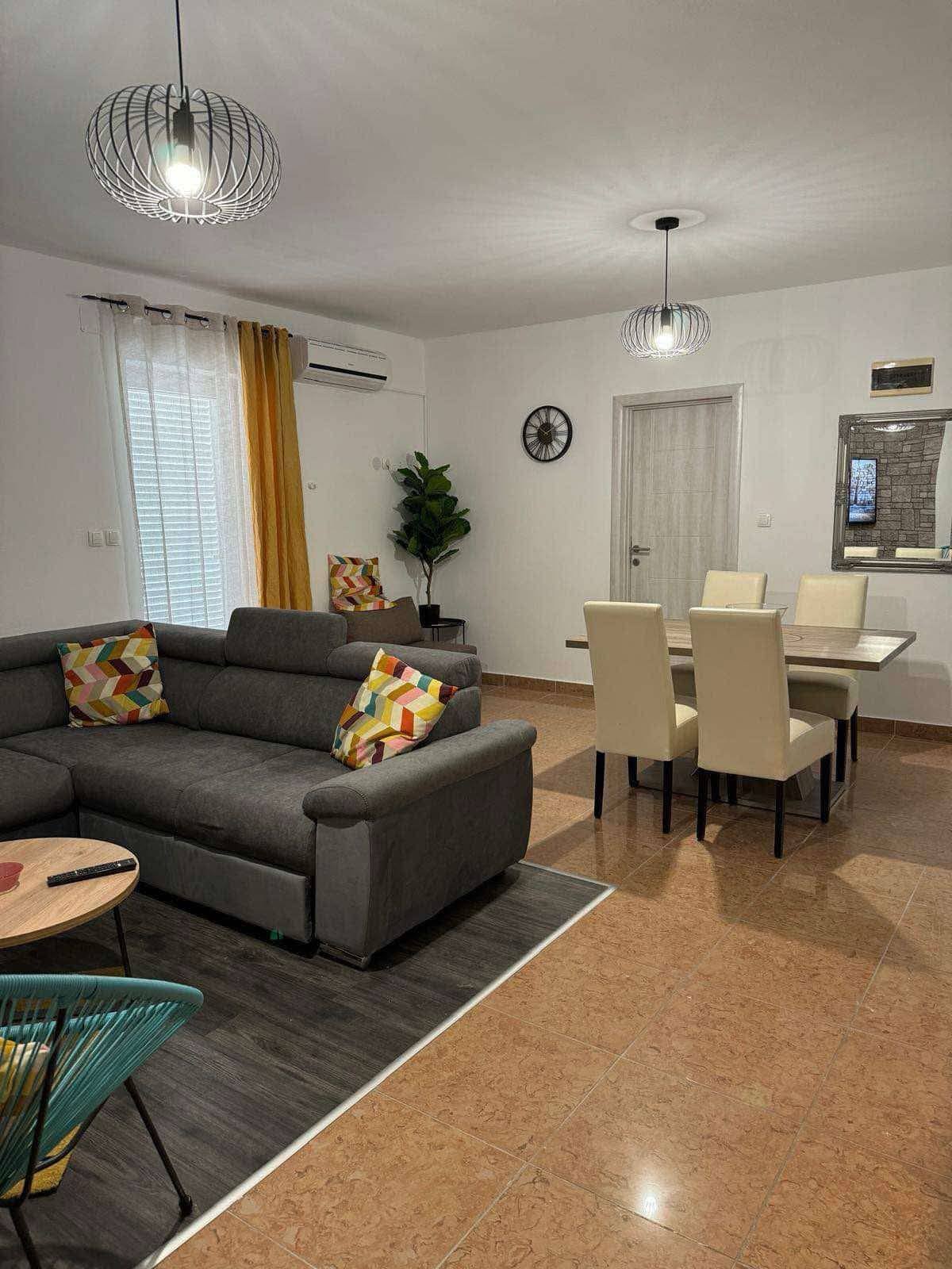 Apartmani Leona Rogoznica 21