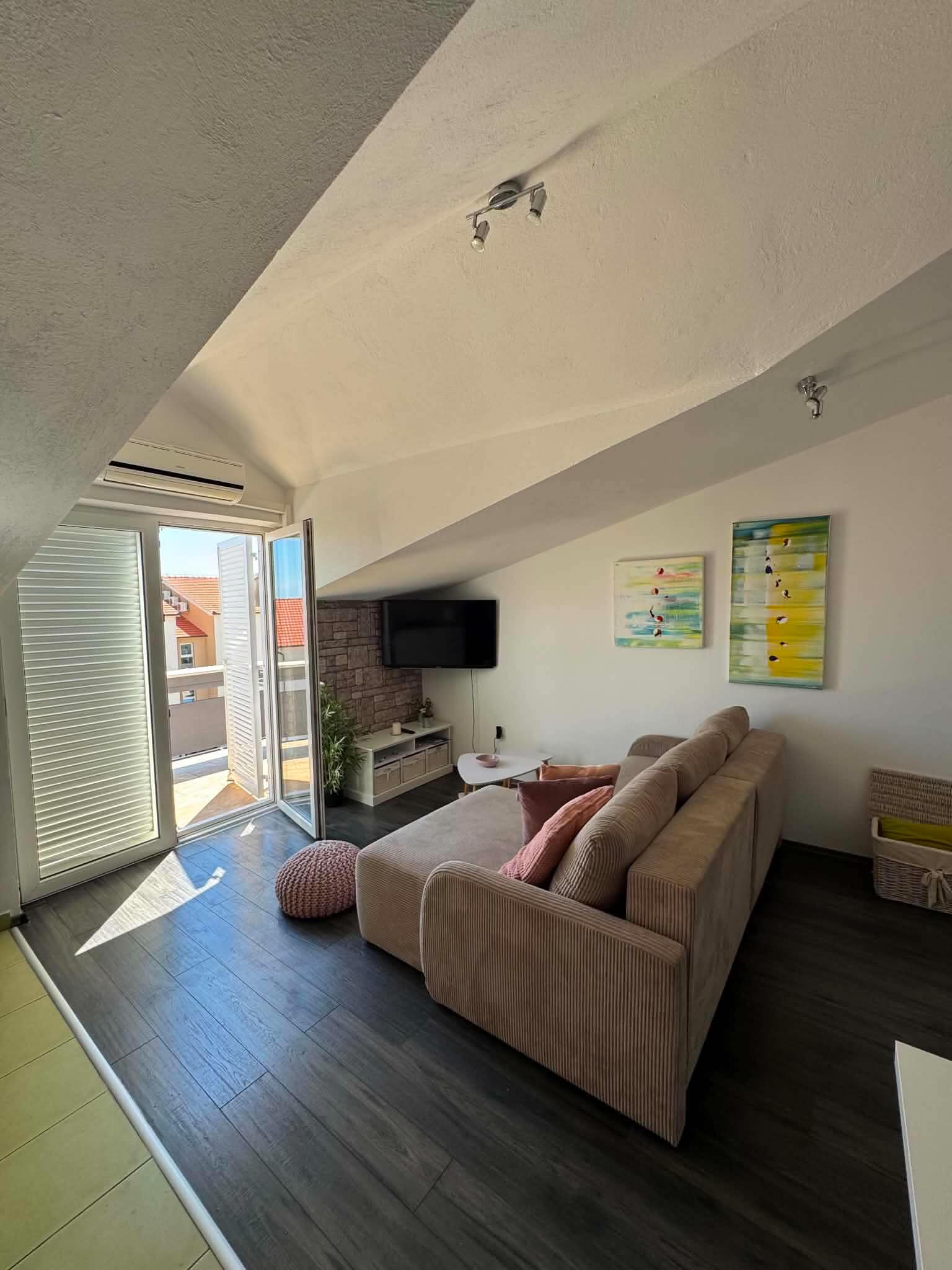 Apartmani Leona Rogoznica 77