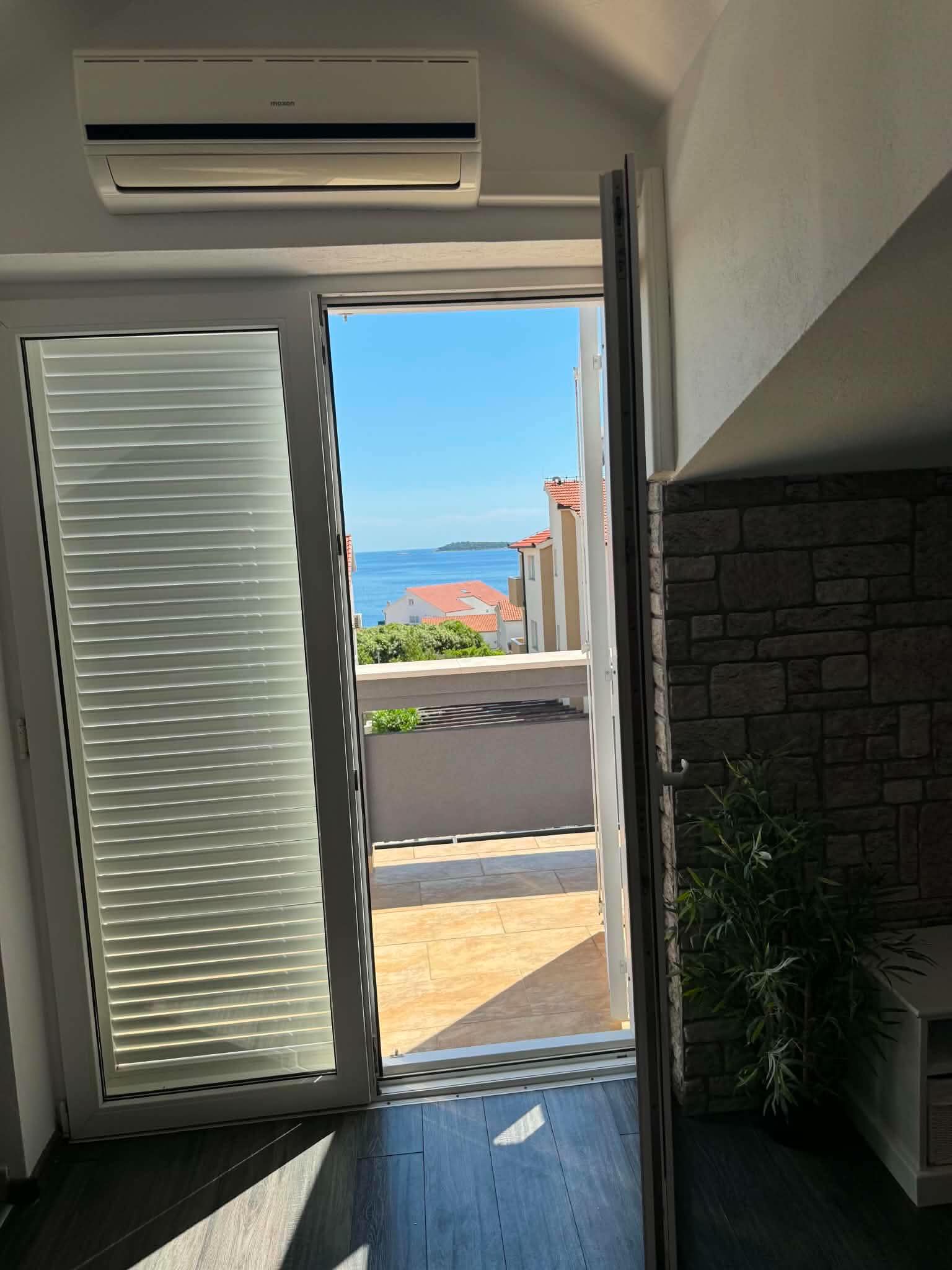 Apartmani Leona Rogoznica 80