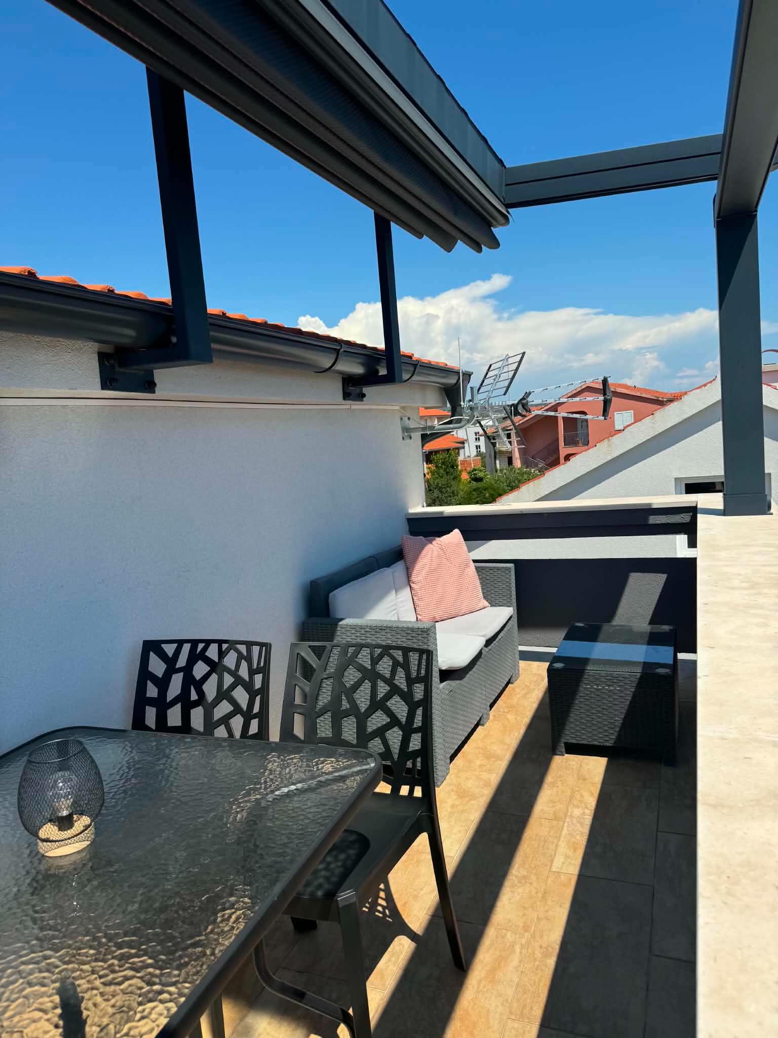 Apartmani Leona Rogoznica 82
