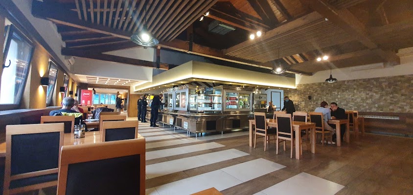 Restaurant Macola