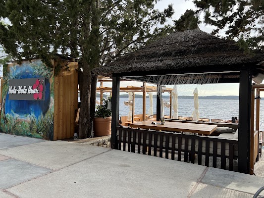 Hula-Hula Beach Bar