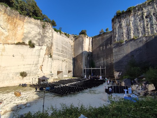 Cave Romanae