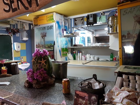 Safari Bar