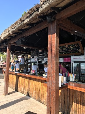 Hula-Hula Beach Bar
