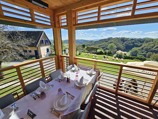 Restaurant, winery and pension "Vuglec Breg"