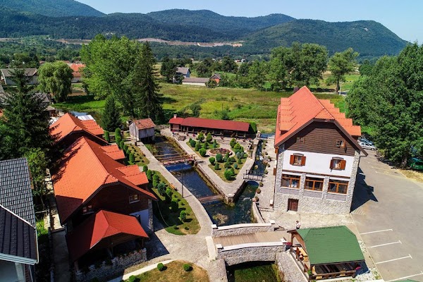 Hotel Gacka