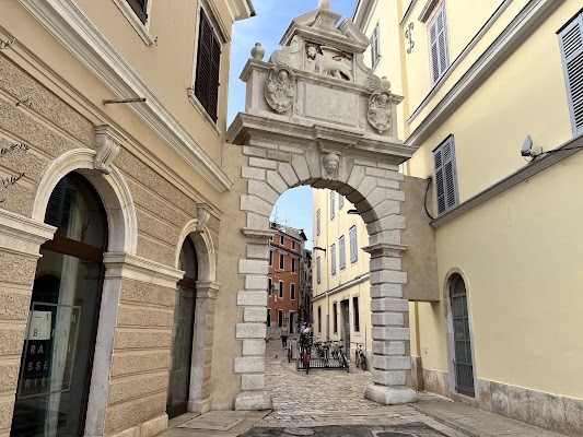 Balbi's Arch